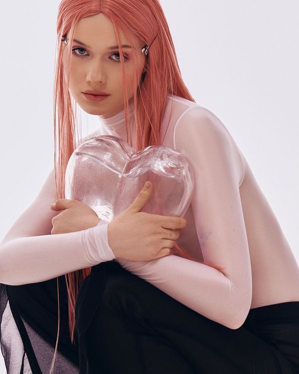 Annele by Valentina Laurent