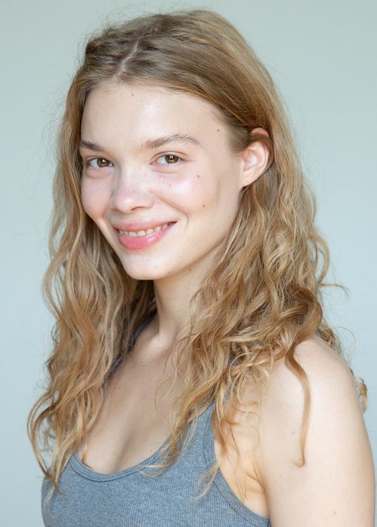 Asya's Pilova Polaroids