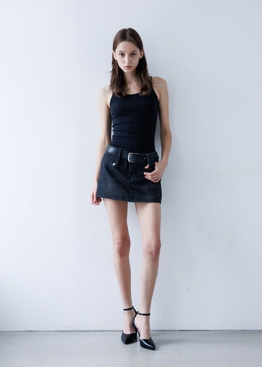 Yana by Katya Svihnushina